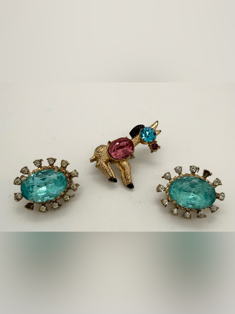 Vintage Estate lot Gold-Tone Pink & Blue Rhinestone Crystal Donkey Brooch